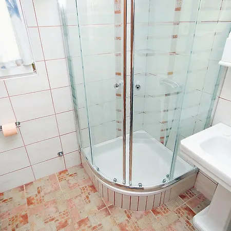 3275a Apartment