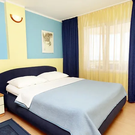 Apartment 3275a *